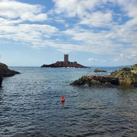 Village Cap Esterel Agay St Raphael Vue Et Piscine Διαμέρισμα