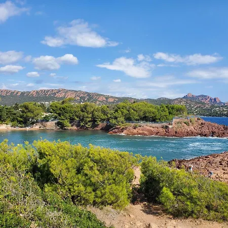 Village Cap Esterel Agay St Raphael Vue Et Piscine