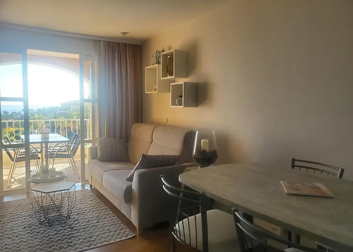 Village Cap Estérel Agay St Raphaël Vue Et Piscine Saint-Raphaël