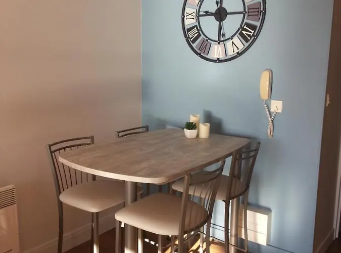 Village Cap Estérel Agay St Raphaël Vue Et Piscine *